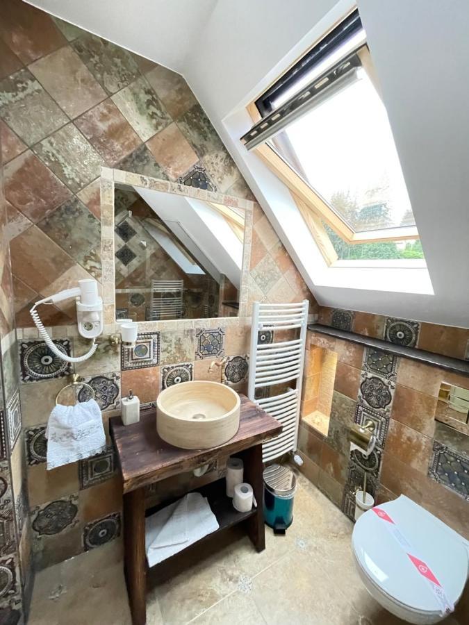 Casa Bicajeanului - Alloggio in famiglia Lacu Rosu