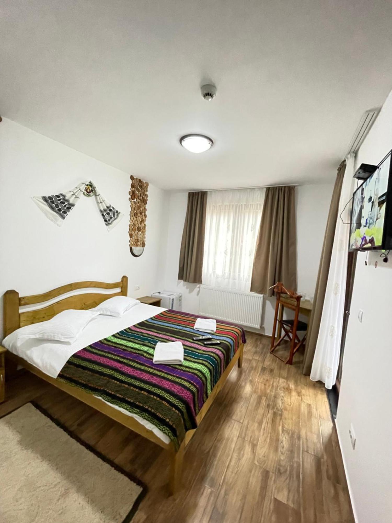 Casa Bicăjeanului - Lacul Roşu